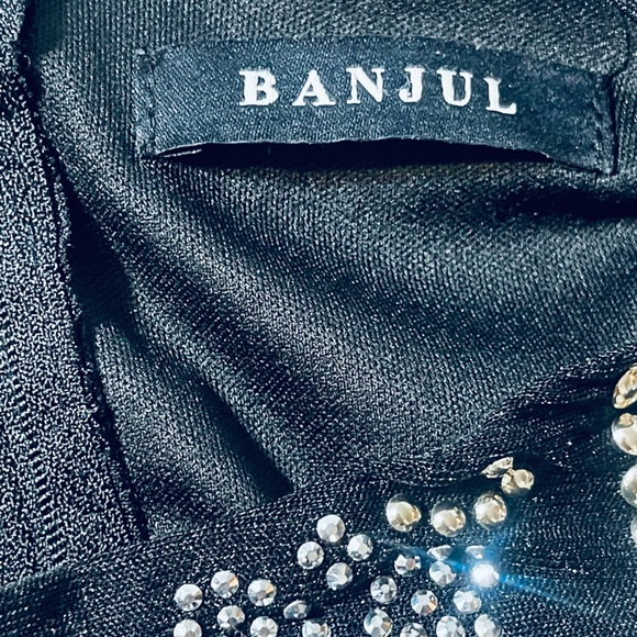 Banjul Black and White Patterned Midi Dress - Picture 4 of 7